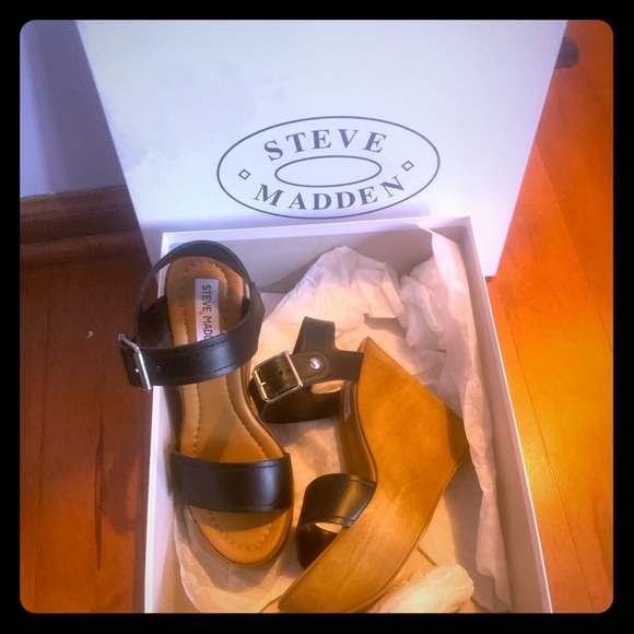 Steve Madden Shoes - Steve Madden Wedges